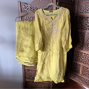 Pakistani Agha Noor Embroidered parrot green Kurta with Dupatta